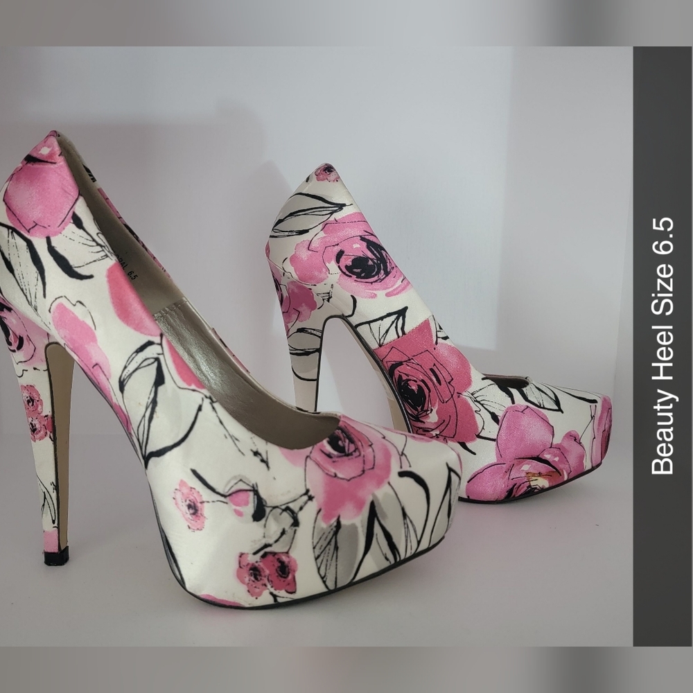 Heels Pumps size 6.5